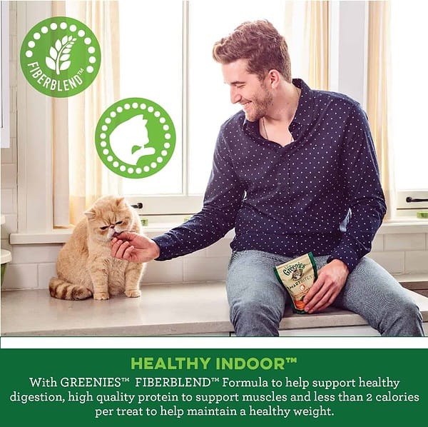 Greenies Smartbites Healthy Indoor Natural Treats for Cats, Tuna Flavor, 16 oz. Tub - Image 5