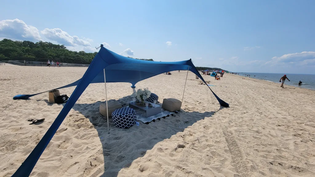 Abri De Plage Solaire Tente Plage Rengue 3x3m UPF50+ - Auvent Anti-UV Avec Sacs De Sable Tente Plage 3x3m Portable